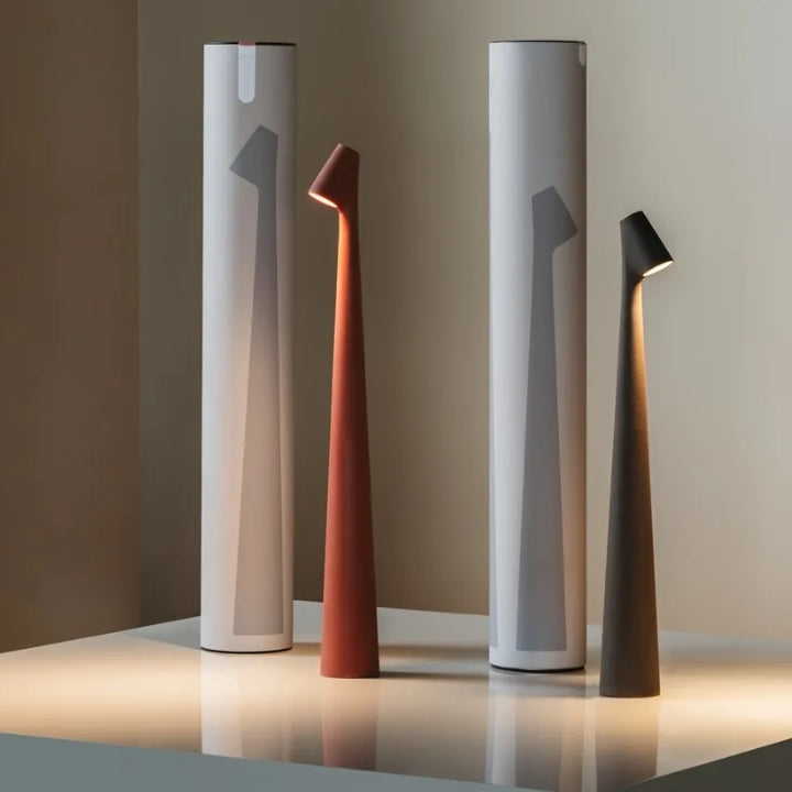 LumiSculpt Moderne LED Tischlampe | Skulpturales Design | Dimmbares Stimmungslicht | Perfekt für Zuhause & Büro