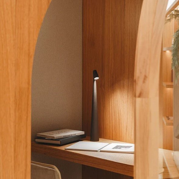 LuminoLite Tragbare LED Tischleuchte | Kabellose Stimmungs- und Leselampe | Perfekt für Innen und Außen | Deko für Zuhause und Büro