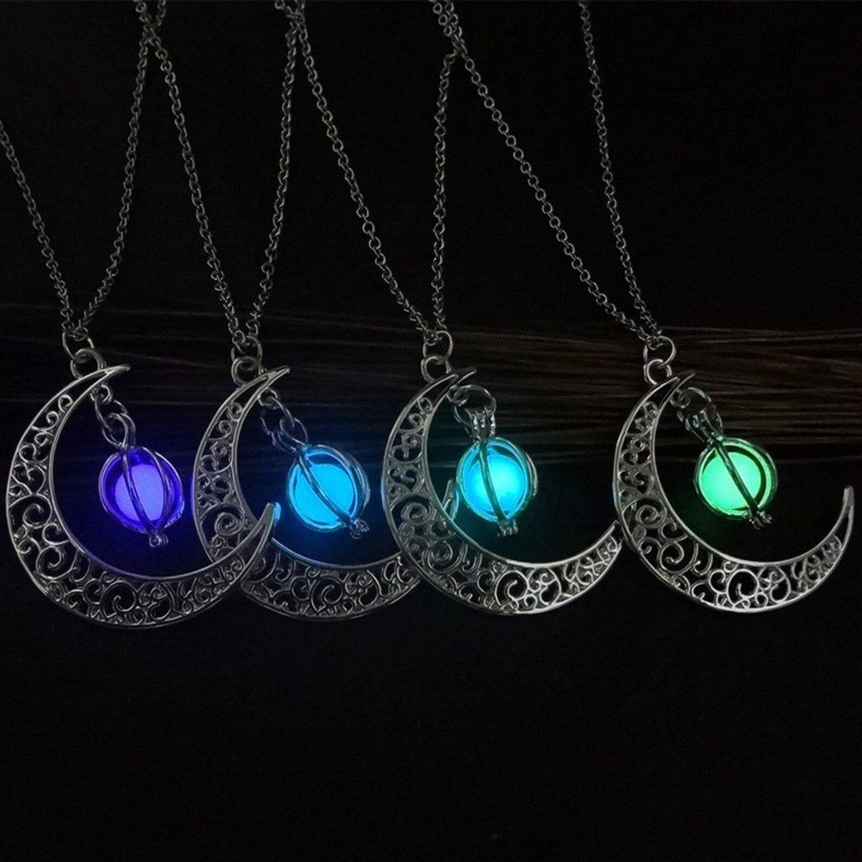 CelestiaGlow Leuchtende Halskette | Mondlicht Anhänger | Handgefertigt | Schützt & Verzaubert