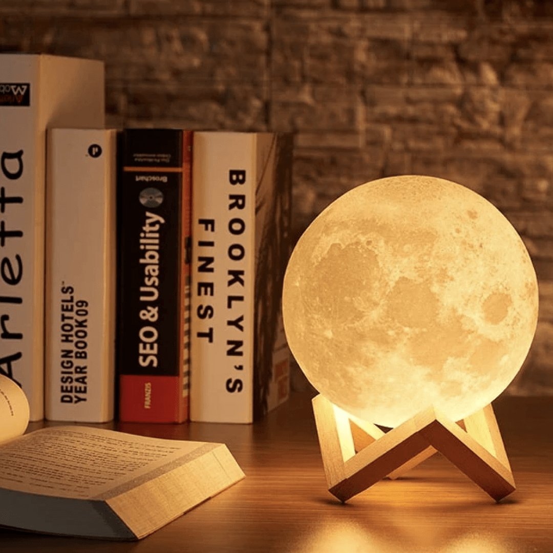 LunaGlow Mondlampe | 3D-gedrucktes LED Stimmungslicht | Kabellos | Dimmbare Nachtlampe | Deko für Zuhause