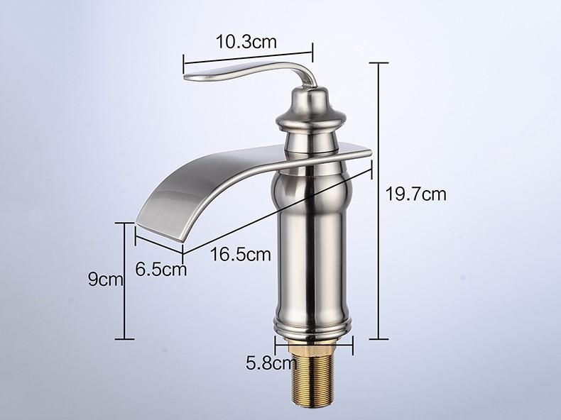 AquaBrass Vintage Wasserfallarmatur | Badezimmer-Wasserhahn im klassischen Design | Hochwertige Verarbeitung | Stilsichere Eleganz