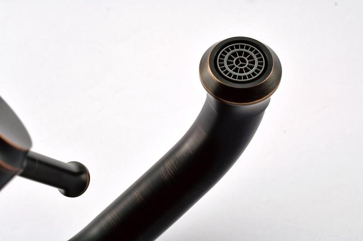 Brassique Vintage Badezimmerarmatur | Stilvolle Messing-Wasserhahn | Hochwertige Verarbeitung | Eleganz für Ihr Bad