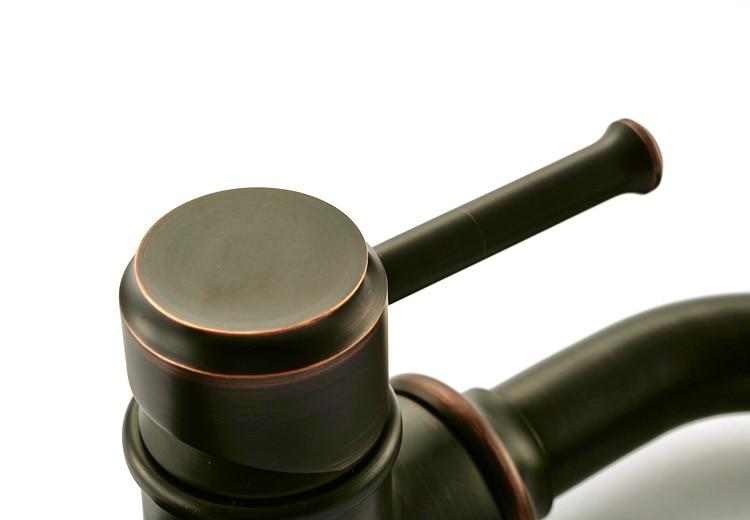 Brassique Vintage Badezimmerarmatur | Stilvolle Messing-Wasserhahn | Hochwertige Verarbeitung | Eleganz für Ihr Bad