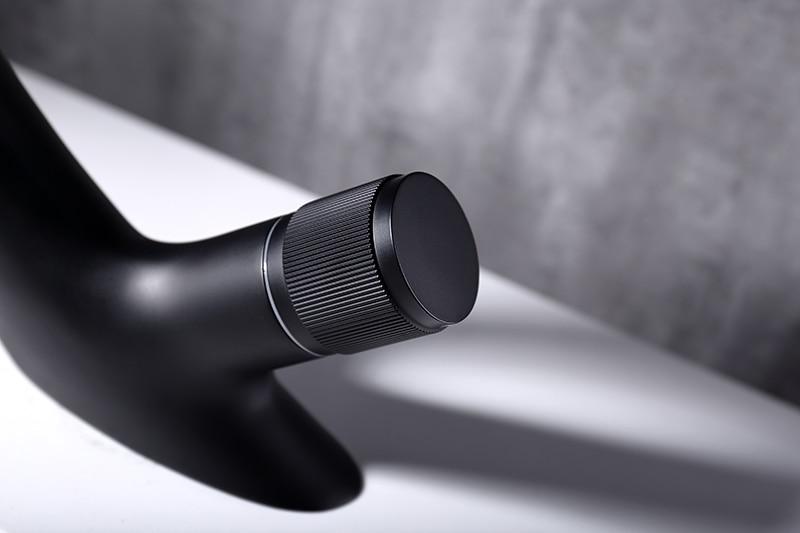 CascadeLux Moderne Badezimmerarmatur | Chrom Wasserfall-Wasserhahn | Solides Messing | Elegantes Design