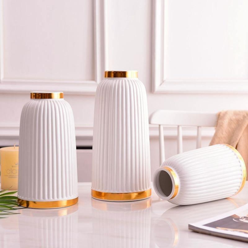 AuroraLoop Gold-Ring Blumenvase | Elegantes Design | Blumendeko | Modern & Zeitlos