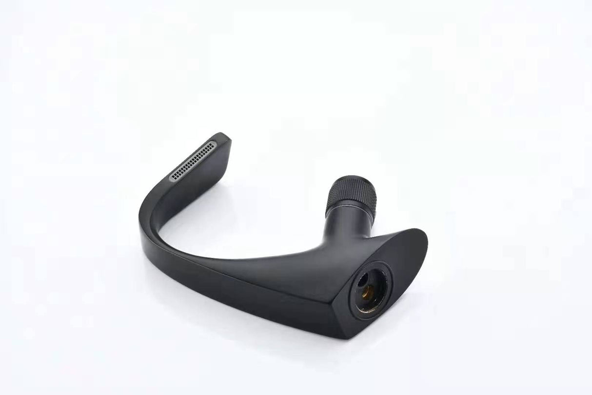 CascadeLux Moderne Badezimmerarmatur | Chrom Wasserfall-Wasserhahn | Solides Messing | Elegantes Design