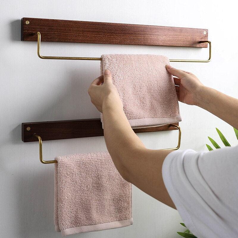 TowelTree Holz Handtuchständer | Minimalistisches Design | Platzsparender Handtuchhalter für Bad & Schlafzimmer