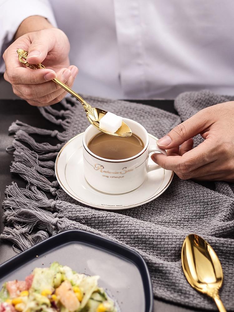 EternaVintage Besteckset - Royal Design | Hochwertiges Vintage-Besteck | Gold & Silber | Perfekt für Dinner & Feste