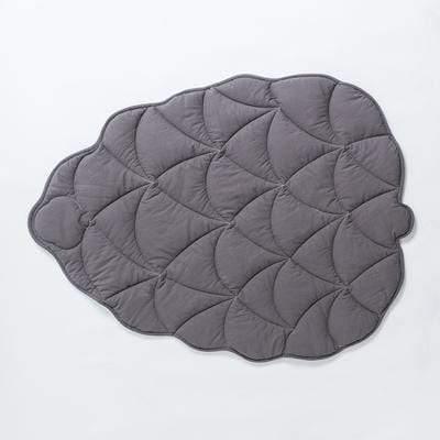 LeafNest Kuscheldecke im Blatt-Design | Weich & Vielseitig | Perfekt für Zuhause