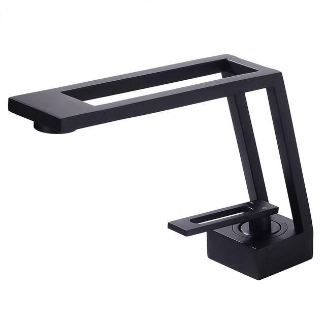 AquaVogue Moderner Badezimmer-Wasserhahn | Hohles Design | Elegant & Funktional | Einhebelmischer