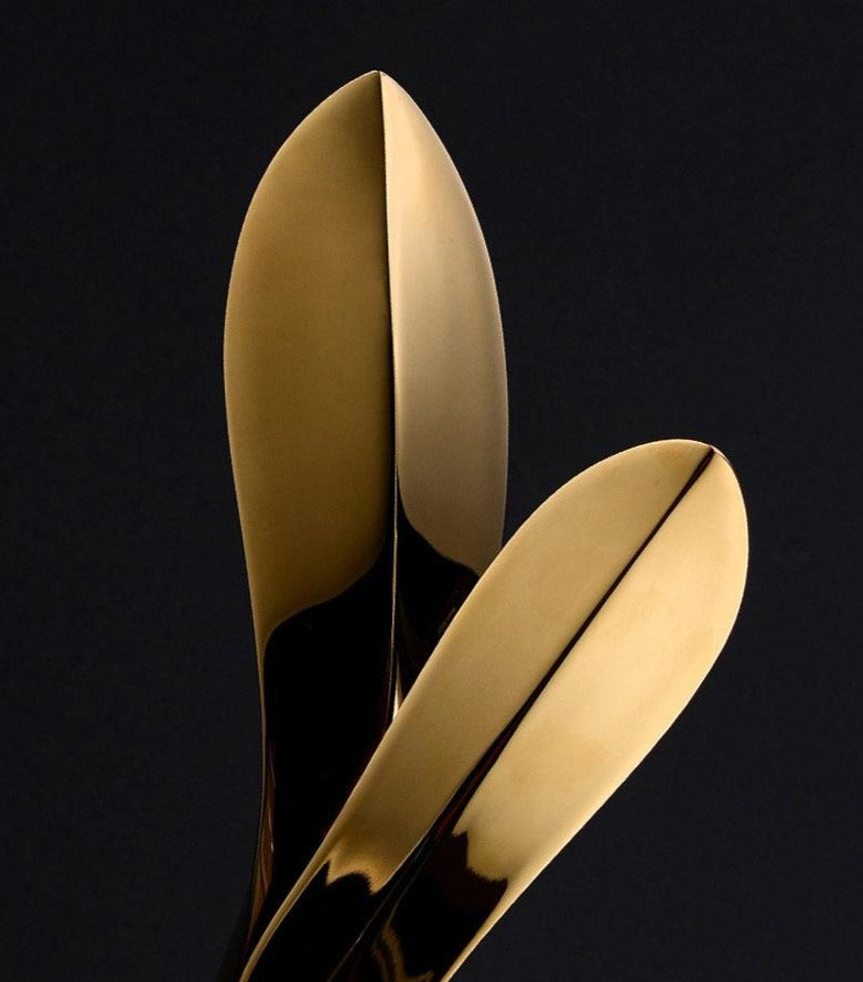 LuxFlow Moderne Badezimmerarmatur | Luxuriöses Design | Einfache Installation | Wasserfall-Effekt