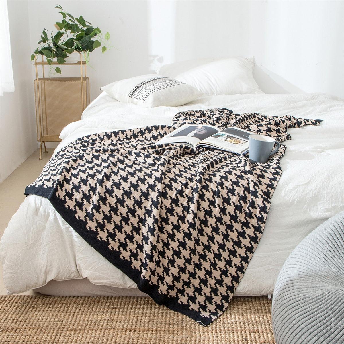 PlaidLuxe Houndstooth Kuscheldecke | Kariertes Design | Weich & Gemütlich | Verschiedene Größen
