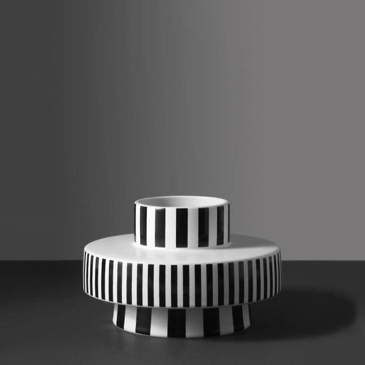 BauForma Minimalistische Schwarz-Weiß Vasen | Zeitloses Design | Moderne Dekoration | Verschiedene Größen