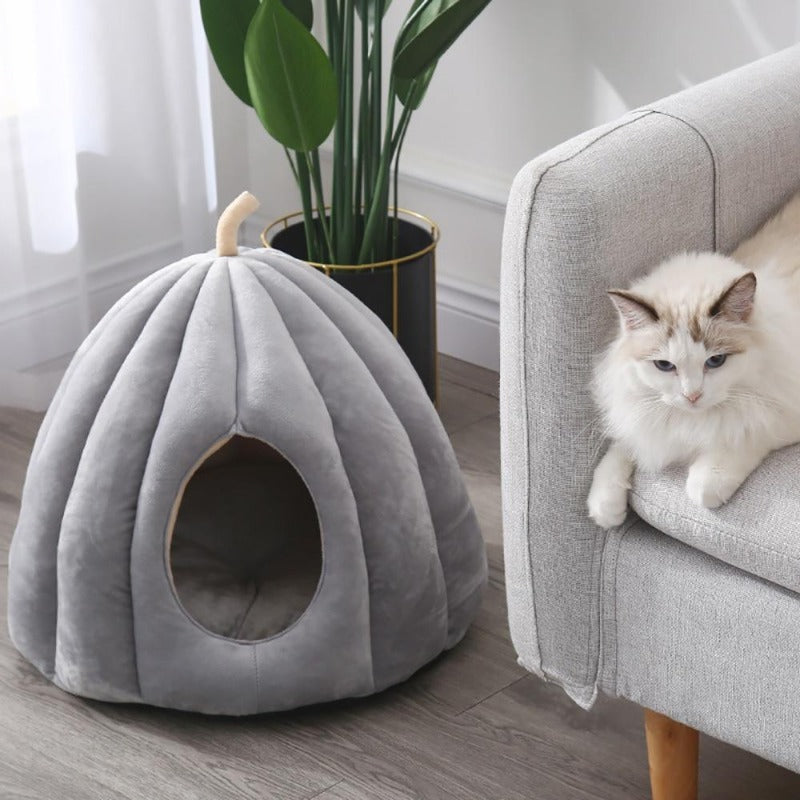 PurrPumpkin Kürbis-Katzenhöhle mit Abnehmbarem Kissen | Gemütliches Versteck | Komfort & Stil für Katzen