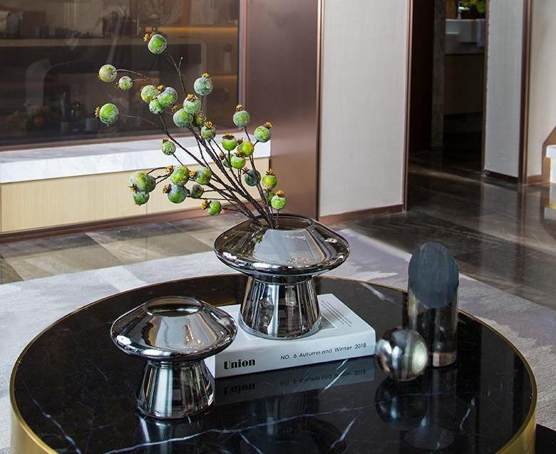MirrorLux Moderne Glasvasen mit Silberreflektion | Elegante Deko für Zuhause & Büro