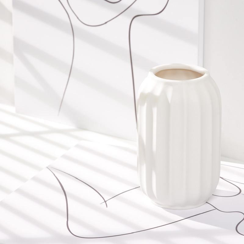 SwirlLine Keramik-Blumenvase mit Struktur | Elegantes Design | Verschiedene Größen für Blumen & Deko