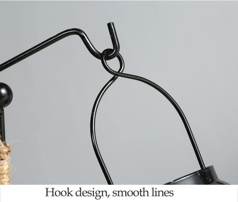 ArtisanForm Skulpturaler Kerzenständer | Moderner Kerzenhalter aus Stahl