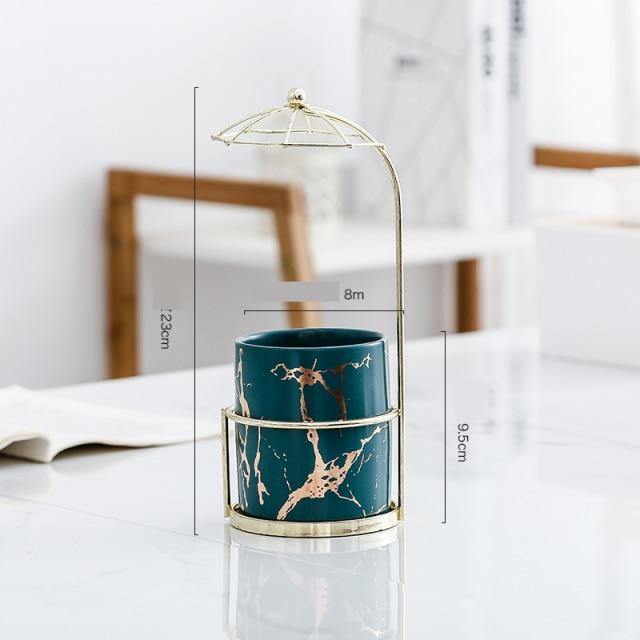 LustraGold Ceramic Swirl Planter mit Goldständer | Eleganter Keramiktopf | Stilvolle Pflanzenhalterung für Zuhause