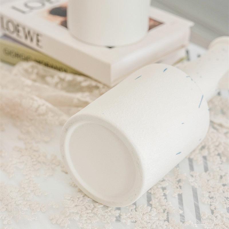 VaseLuxe Designer Vase | Elegantes Finish | Matte & Gesprenkelte Varianten | Stilvolle Dekoration