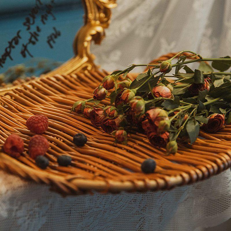 RattaServe Geflochtenes Rattan-Serviertablett | Natürliche Eleganz | Perfekt für Küche, Wohnzimmer & Dekoration