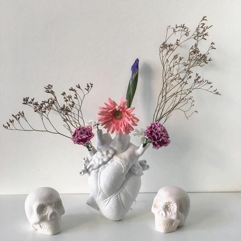HeartSoul Herzförmige Keramikvase | Anatomisches Design | Dekovase für Zuhause | Stilvolle Blumenvase