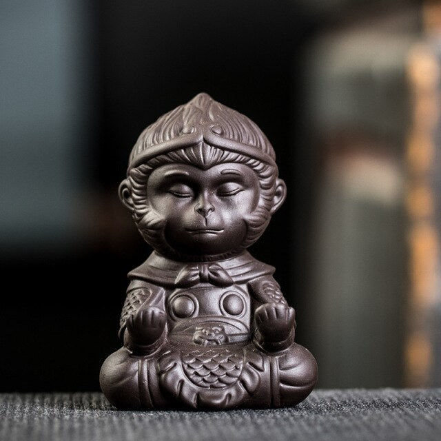 MonkeyKing Teesalon Ornament | Asiatische Dekofigur | Elegantes Affenkönig-Design | Dekoration für Zuhause & Teezeremonien