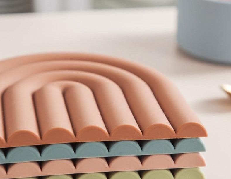 Silicora Bunte Silikon Untersetzer | Rutschfest & Hitzebeständig | 6er-Set | Für Getränke, Tassen & Gläser