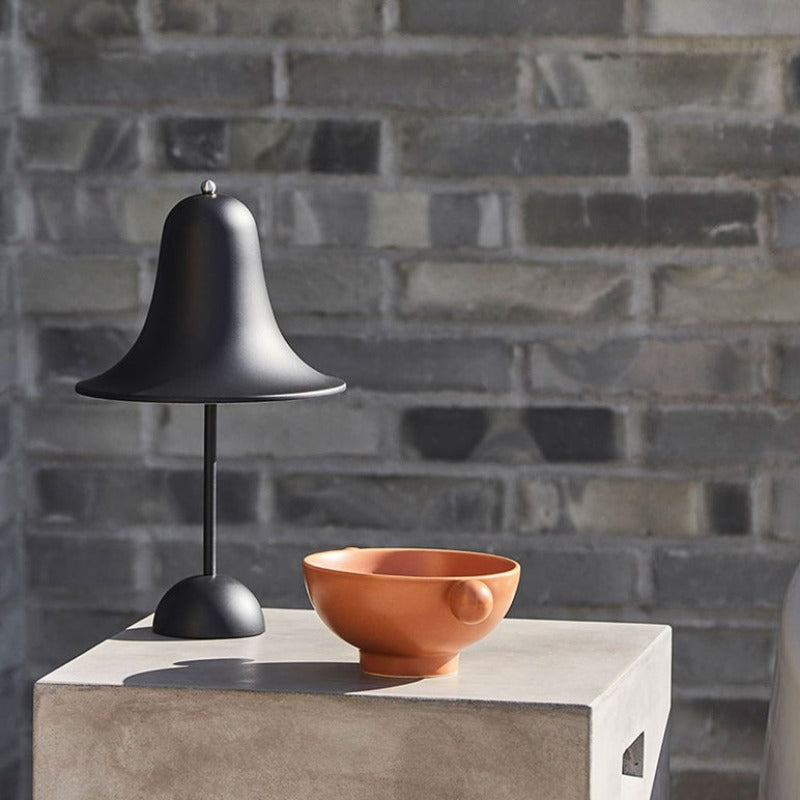 LumoCap Schnurlose Tischlampe | Classic Cap Design | LED Beleuchtung | Kabellos | Moderne Dekoration