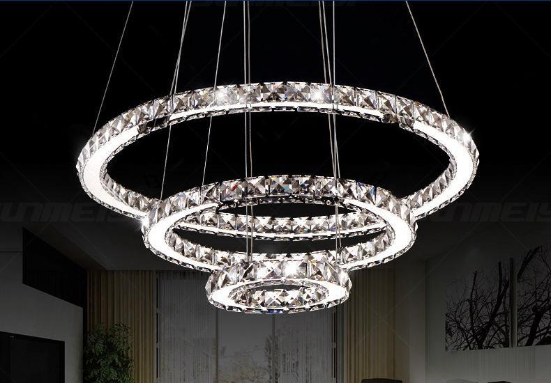 LustraHalo - Kreisförmiger Kristall LED Kronleuchter | Moderne Beleuchtung | Elegantes Design
