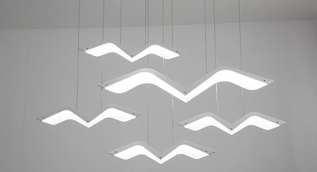 Aviara Flügel-Kronleuchter | Elegantes Vogel-Design | Warmweiß & Kaltweiß | Dimmbare LED-Hängeleuchte