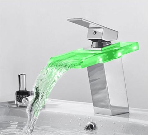AquaNova LED Wasserhahn | Farbwechsel nach Wassertemperatur | Modernes Design | Langlebig & Sicher