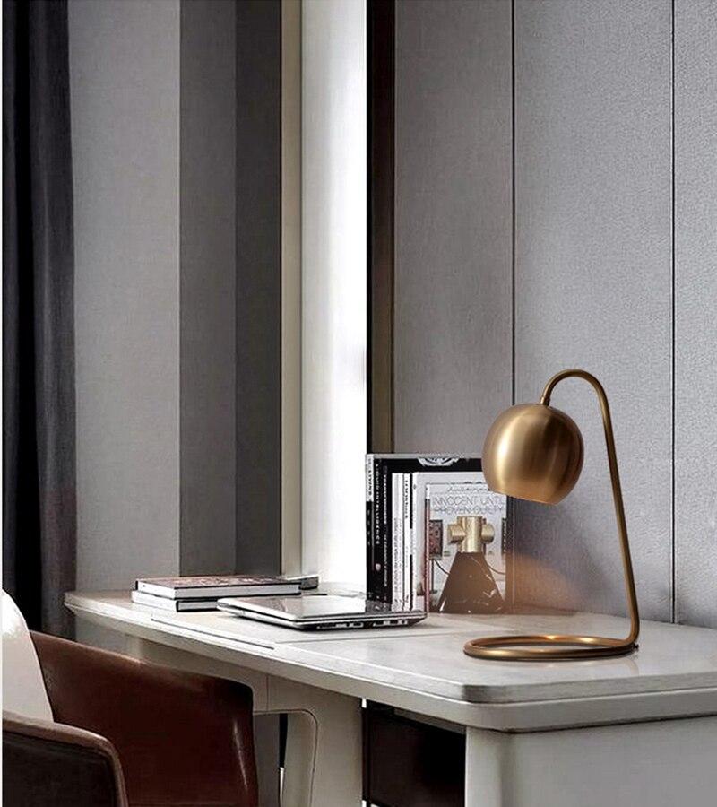 CopperLume Retro Tischlampe mit Kupfer-Finish | Vintage Design | Warmes LED-Licht | Dekorative Beleuchtung für Zuhause