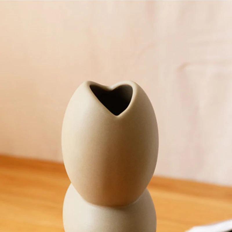 EggAura Keramik-Eivase | Zeitloses Design | Handgefertigte Deko-Vase | Minimalistisches Wohnaccessoire