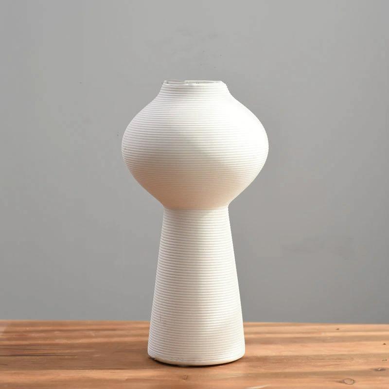 PureWhite Eleganz Vase | Minimalistisches Design | Handgefertigte Weiße Keramikvase | Deko für Zuhause