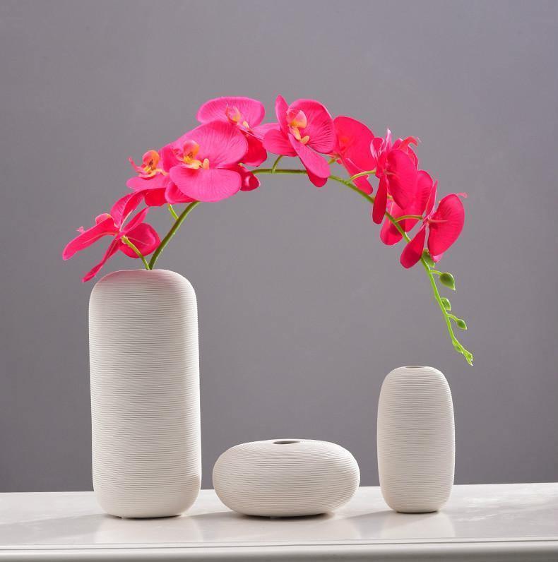PureWhite Eleganz Vase | Minimalistisches Design | Handgefertigte Weiße Keramikvase | Deko für Zuhause