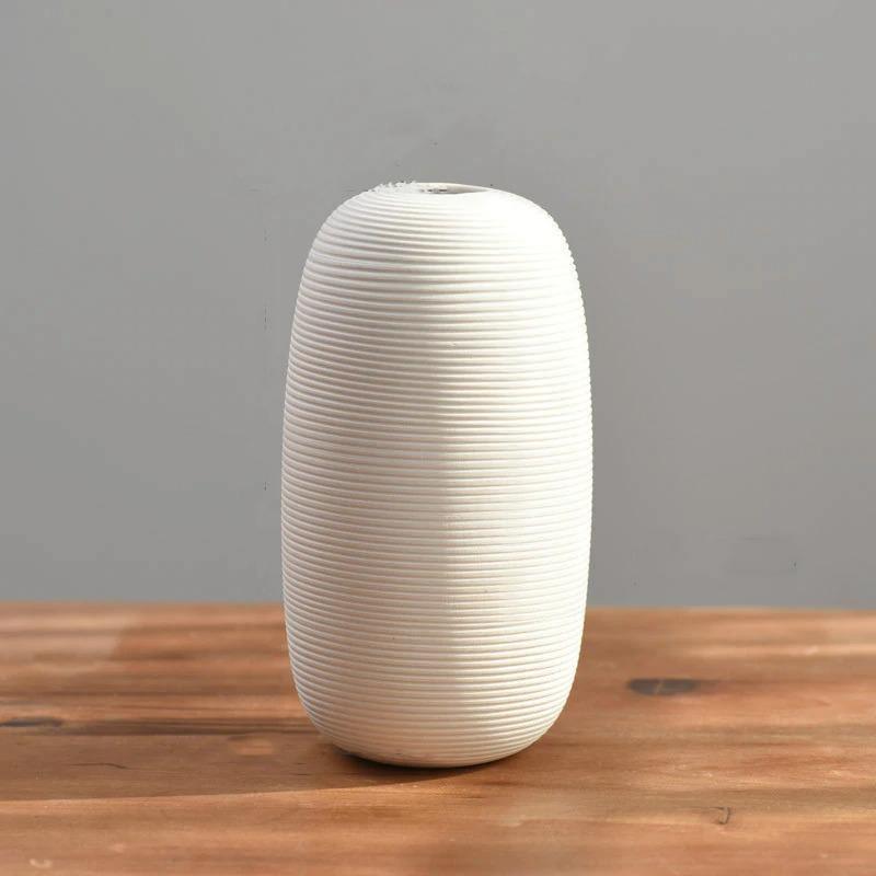 PureWhite Eleganz Vase | Minimalistisches Design | Handgefertigte Weiße Keramikvase | Deko für Zuhause
