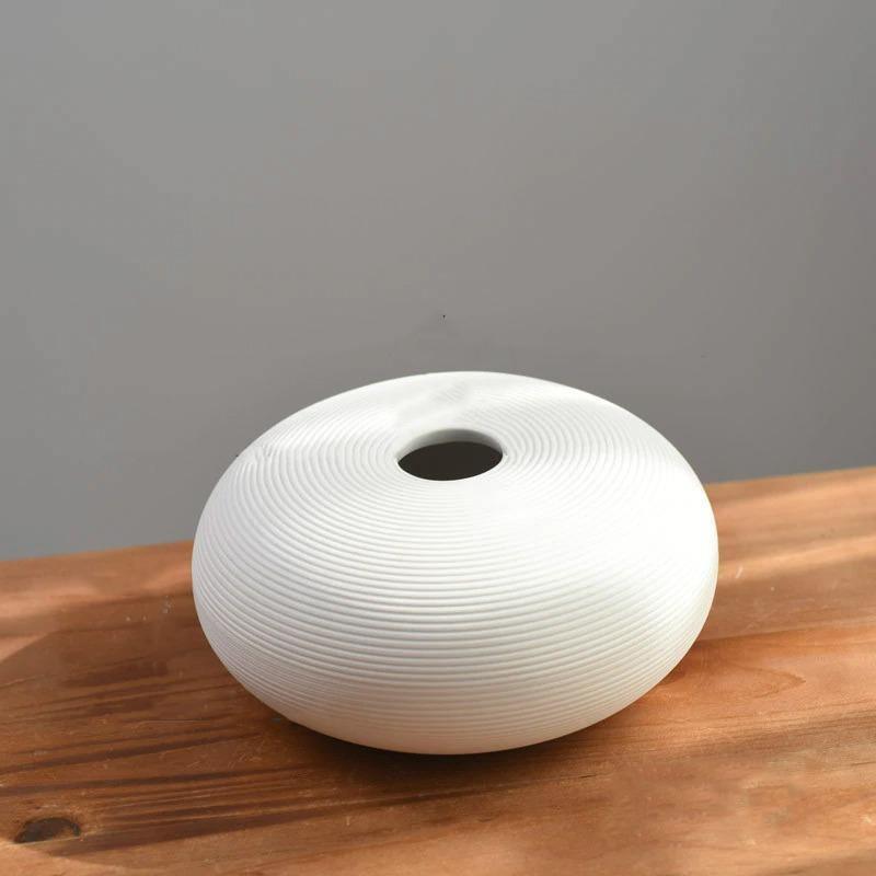 PureWhite Eleganz Vase | Minimalistisches Design | Handgefertigte Weiße Keramikvase | Deko für Zuhause