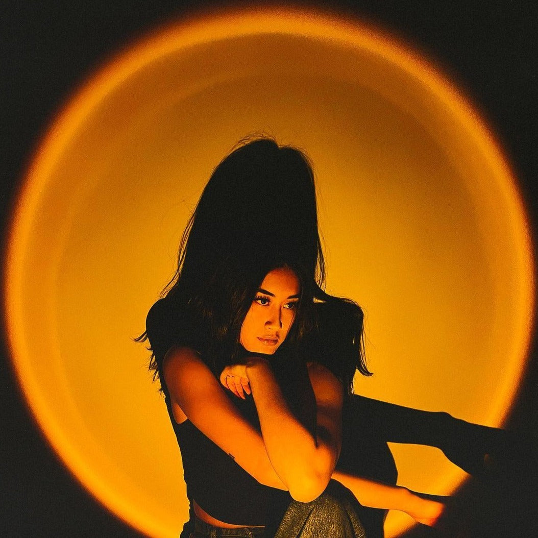 SunsetGlow LED Sonnenuntergang Lampe | Romantische Atmosphäre | Farbwechsel Stimmungslicht | Deko für Zuhause