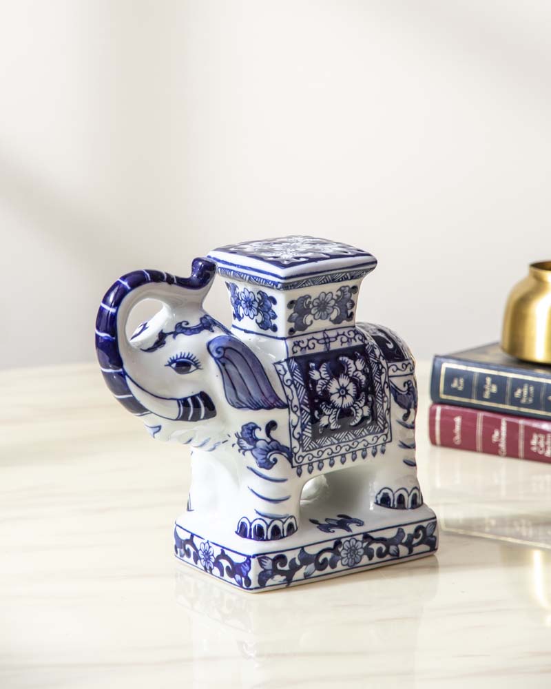 Elephoria Handbemalter Vintage Elefant | Blau-Weißes Deko-Highlight | Exklusive Tischdekoration für Zuhause