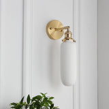 BrassGlow Japanische Retro Wandleuchte | Minimalistisches Design | Zylinder Oval | Messing & Lucite | 1-flammig