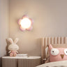 PetalCrest Wandlampe | Nordic Kreativ Design | Blütenform | Keramik & Holz | 1-Flammig