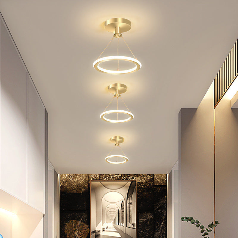 LumaRing Deckenleuchte im modernen Stil | Aluminium-Kreis-Design | LED Halbeinbau | Perfekt für Flur & Wohnzimmer