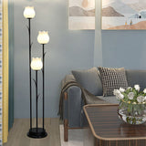 Fiorenza Stehlampe | Skandinavisches Design | Zylindrische Blütenform | 3-flammige Beleuchtung für Wohnzimmer