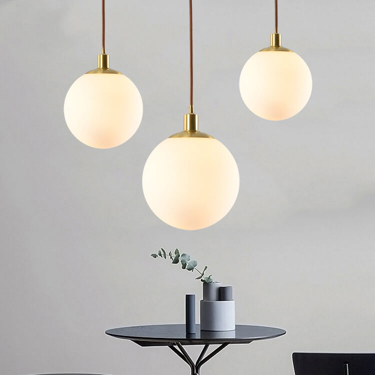 Orbilia Minimalistische Pendelleuchte | Weiße Kugel | Skandinavisches Design | Moderne Beleuchtung für Wohnräume
