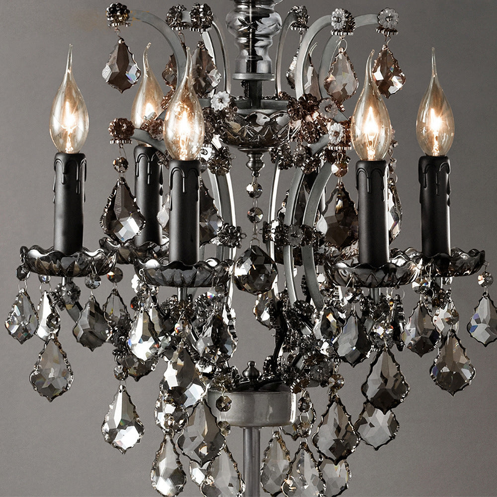 CrystalCrown Vintage Tischlampe mit Kandelaber-Design | Kristallverzierung | Eisenfuß | Deko für Schlafzimmer & Wohnzimmer