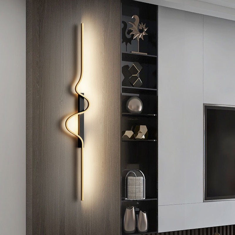 WaveLume LED Wandleuchte | Modernes Aluminium-Design | Welliger Streifen | Für Schlafzimmer & Wohnzimmer