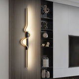 WaveLume LED Wandleuchte | Modernes Aluminium-Design | Welliger Streifen | Für Schlafzimmer & Wohnzimmer