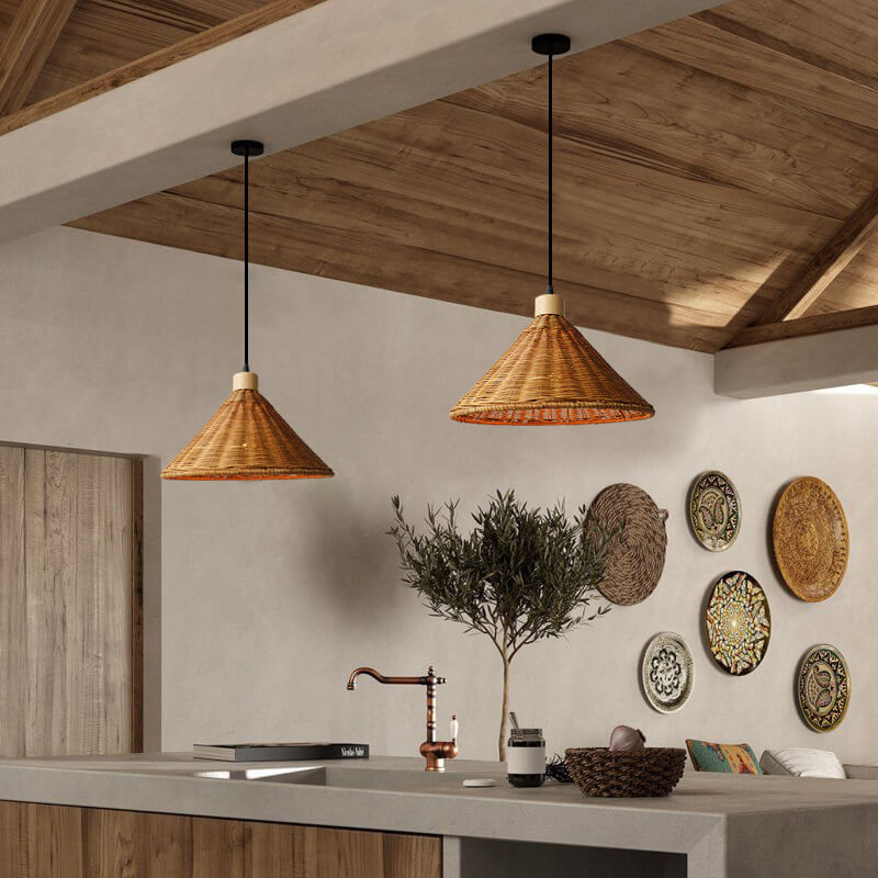 RattaLuxe Pendelleuchte | Vintage Wabi-Sabi Design | Rattan-Kegelschirm | 1-Licht