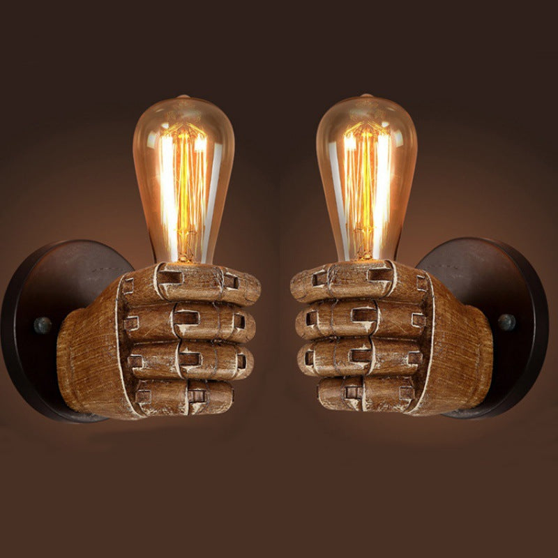 CastForte Vintage Wandlampe mit Harz-Faust-Design | 1 Licht | Einzigartige Beleuchtung für Wohnzimmer & Büro