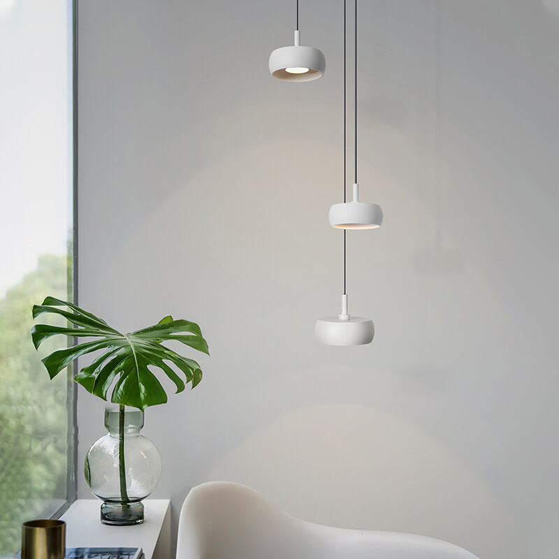Illuro Nordic Minimalist Pendelleuchte | Aluminium-Kuppel | LED Deckenleuchte | Höhenverstellbar | Für Esszimmer & Büros